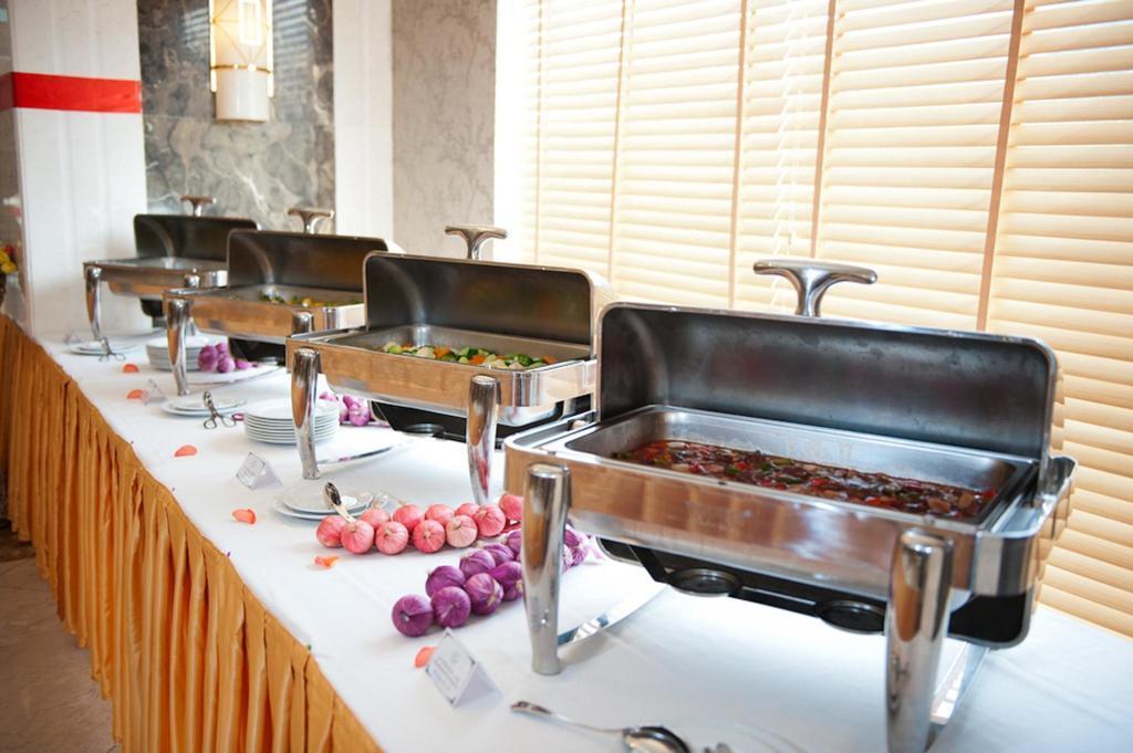 Bac Cuong Hotel Da Nang Luaran gambar