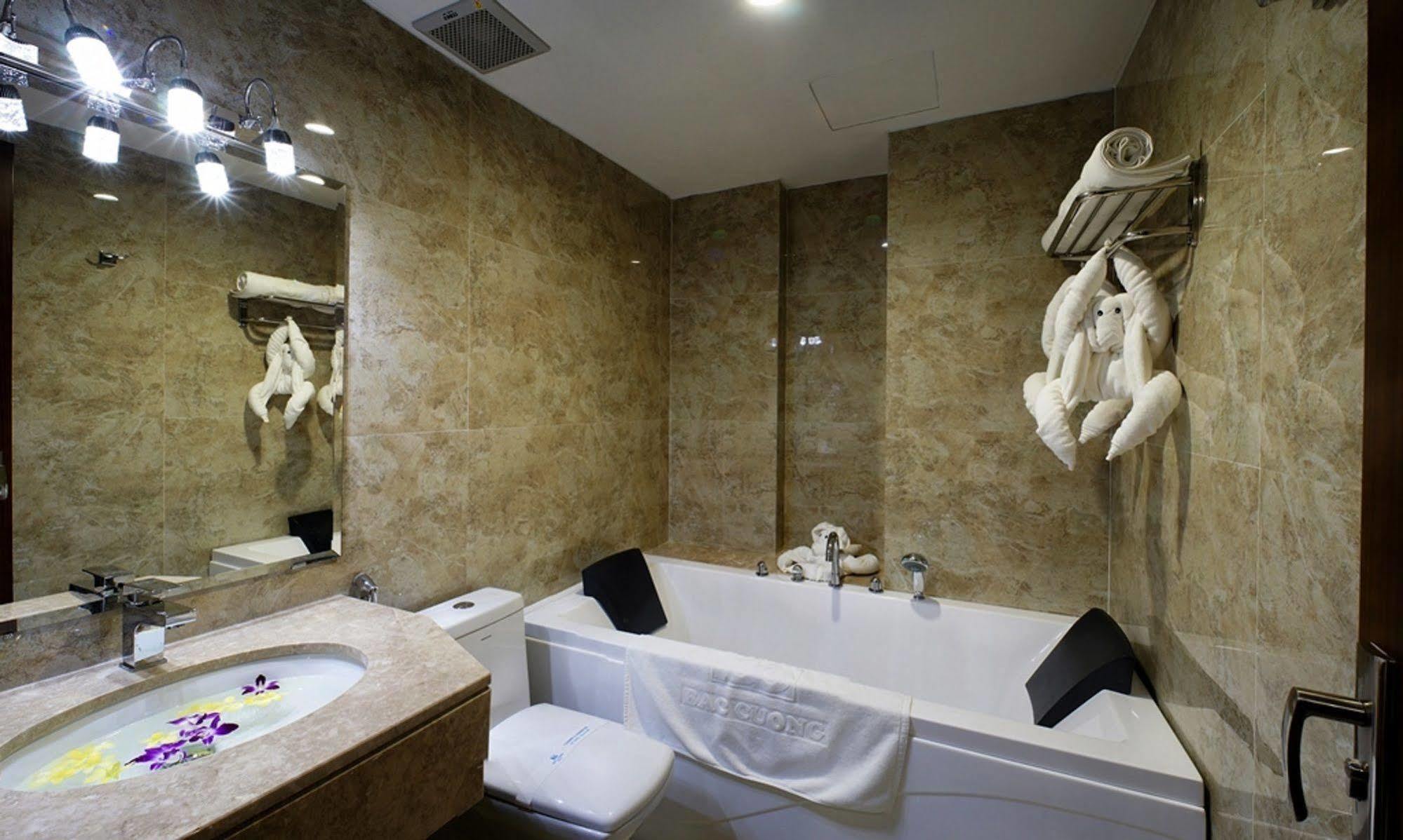 Bac Cuong Hotel Da Nang Luaran gambar